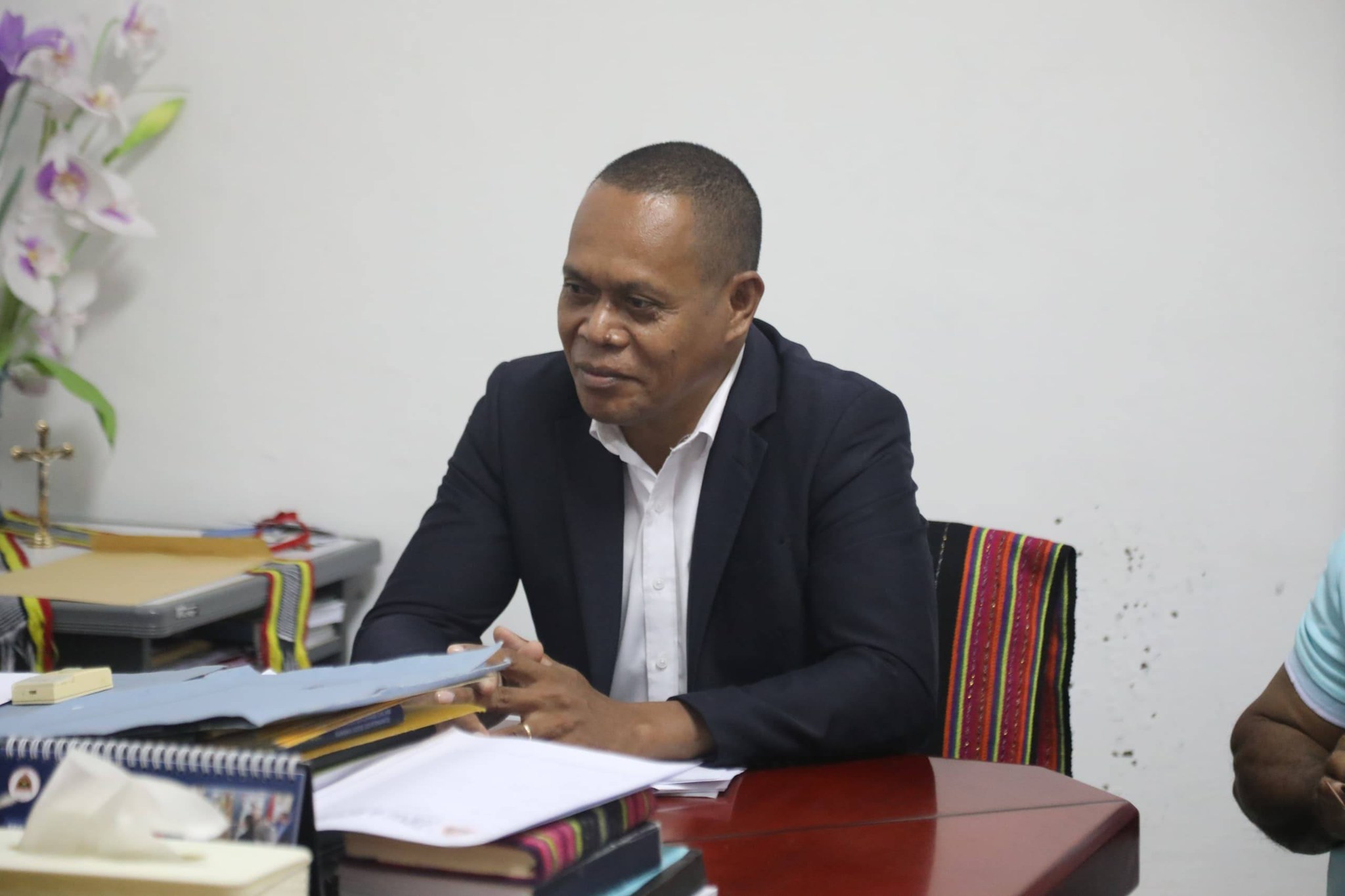 MINISTÉRIU EDUKASAUN HALA’O VIZITA TRABALLU NO FISKALIZASAUN BA ATIVIDADE SORU TAIS